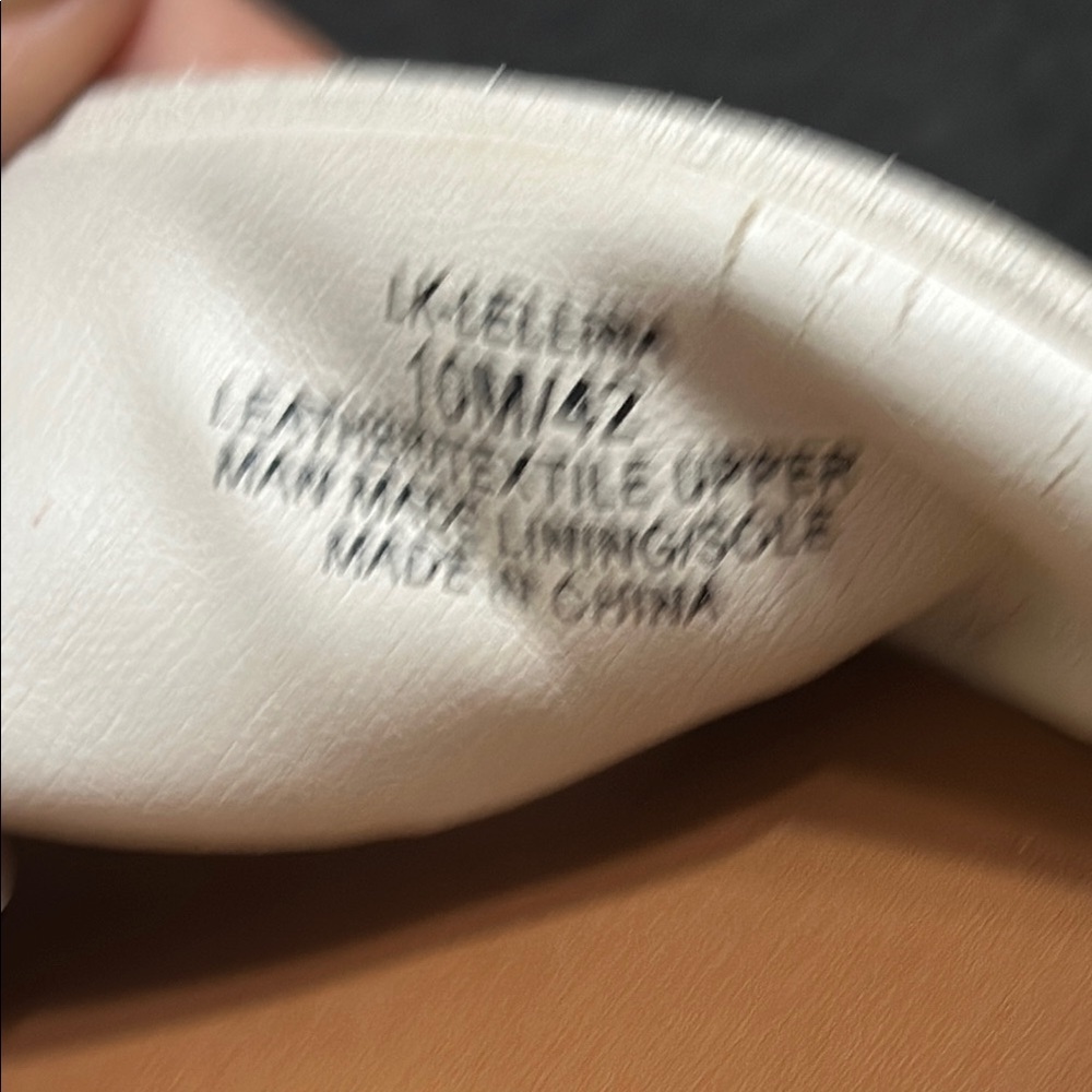 Lucky Brand White Sandals with Thong Style and Braided Straps - Picture 2 of 7